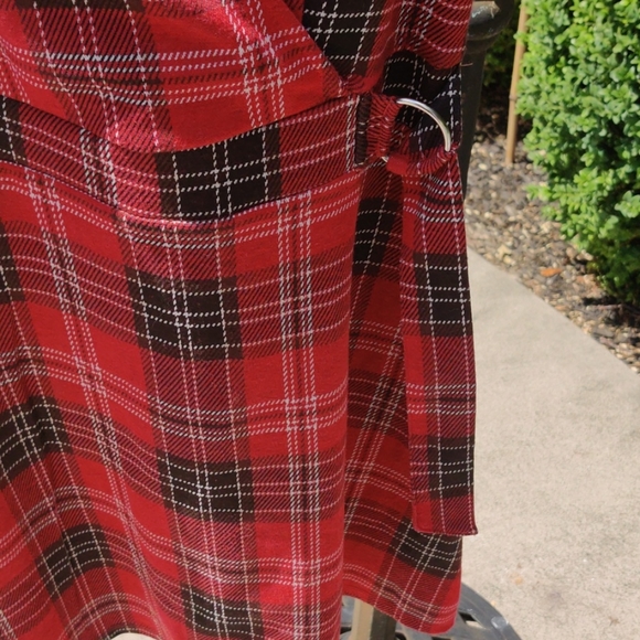 ***SOLD ON DEPOP*** Red Plaid Punk Dress - Picture 5 of 9